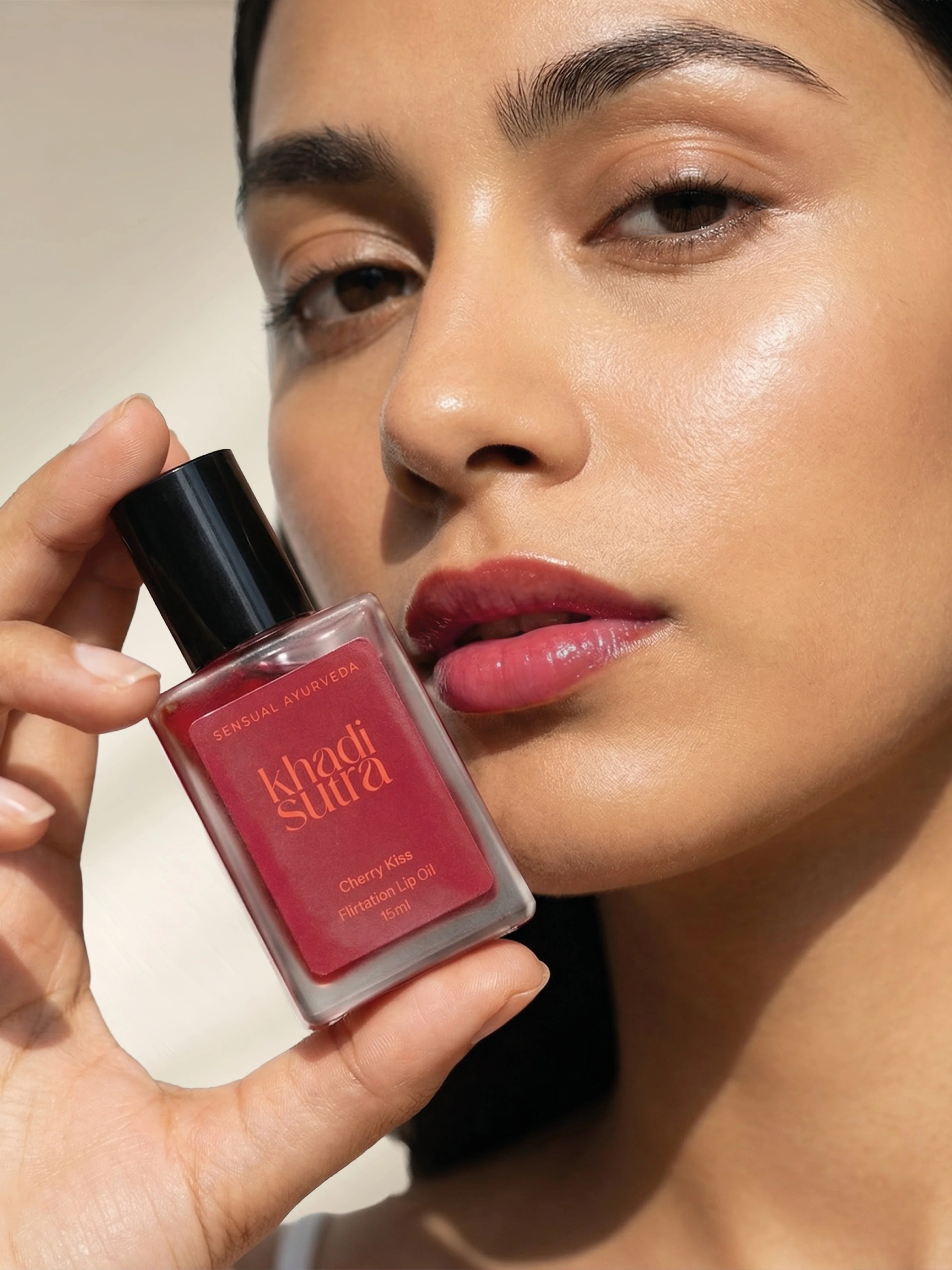 Lip Oil Cherry Kiss - Image 3